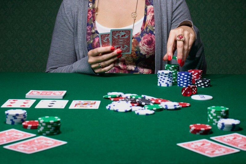 Những cách học chơi Poker giỏi từ cao thủ