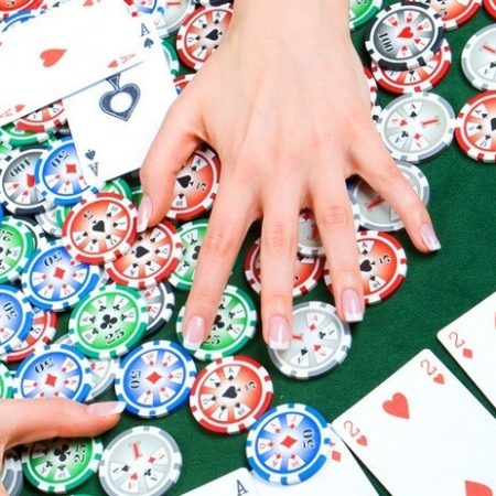 Bật mí cách chơi Poker FB88 đổi thưởng ăn tiền thật