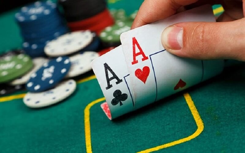 Có lối chơi game bài Poker phù hợp